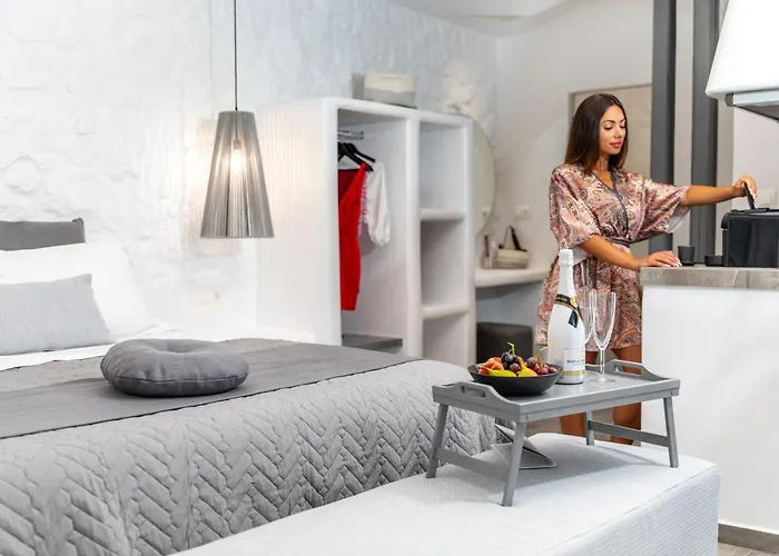 El_puerto Luxury Port Naxos City